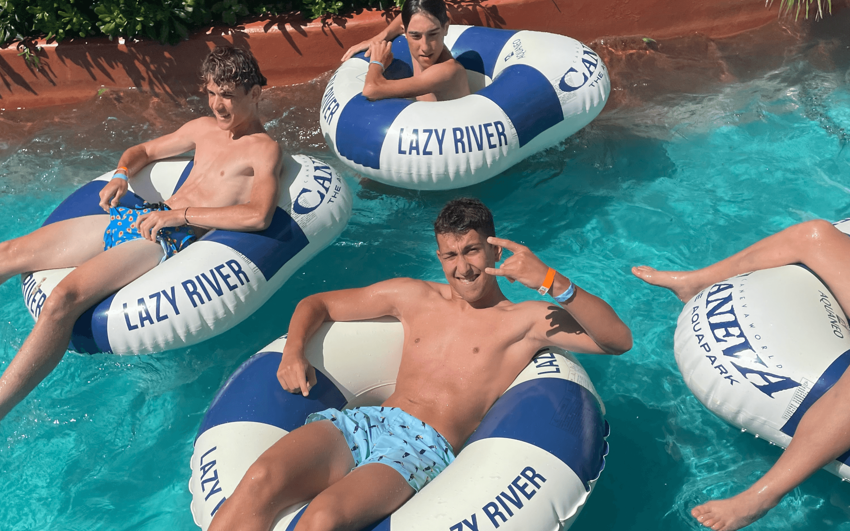 La foto del giorno: gita a Movieland